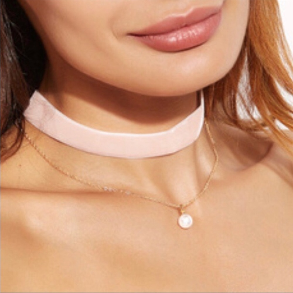 Velvet choker Pearl necklace - Picture 2 of 5